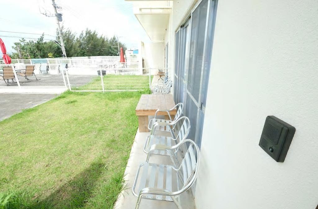 Villa Sea Side Yaka Onna Exterior foto